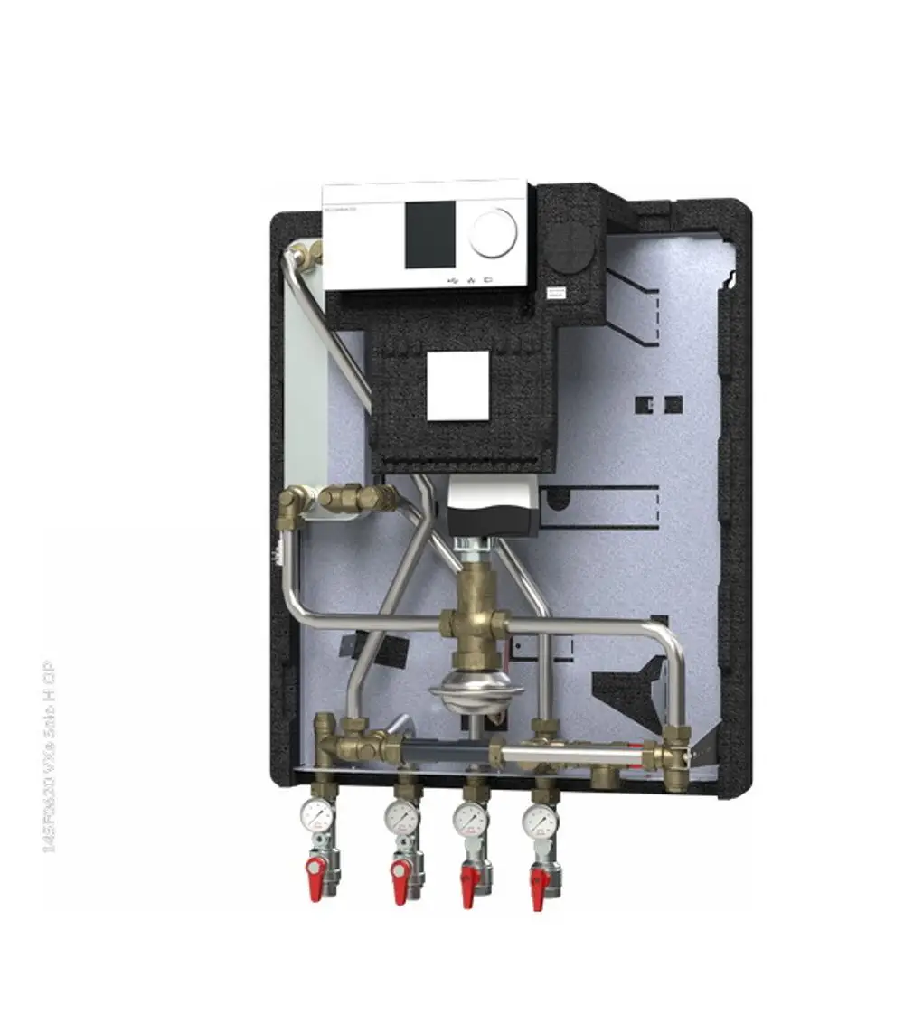 Hausstation von Danfoss mit mehreren Druckmanometern und Ventilen. Enthält Regelungseinheit und verschiedene Rohrleitungen, montiert in einer isolierten Wandbox.